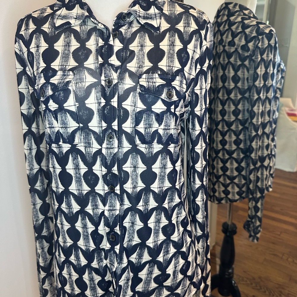 Tory Burch navy blue  and White Patterned Top